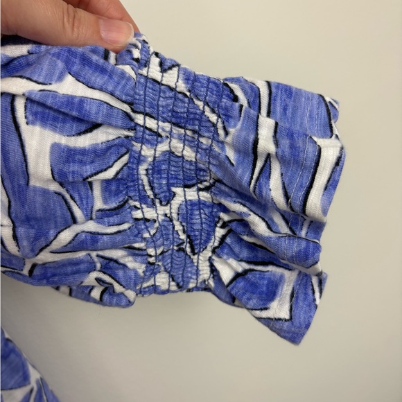 Chico's Blue Leaf-Print Ruffle-Cuff Blouse Cotton Modal size 1/Med - Picture 5 of 10